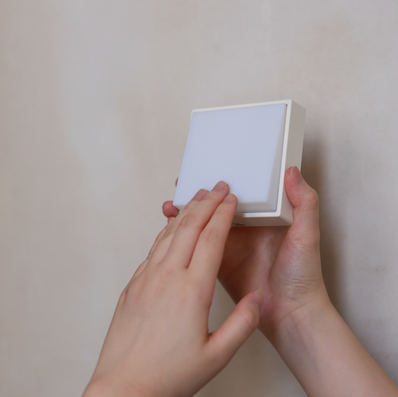 Toggle Light