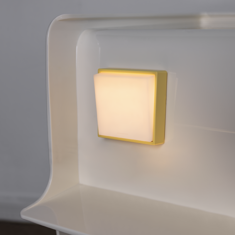 Toggle Light