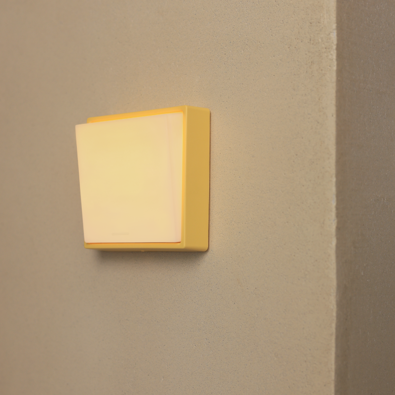 Toggle Light